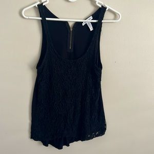 Lacey blank tank